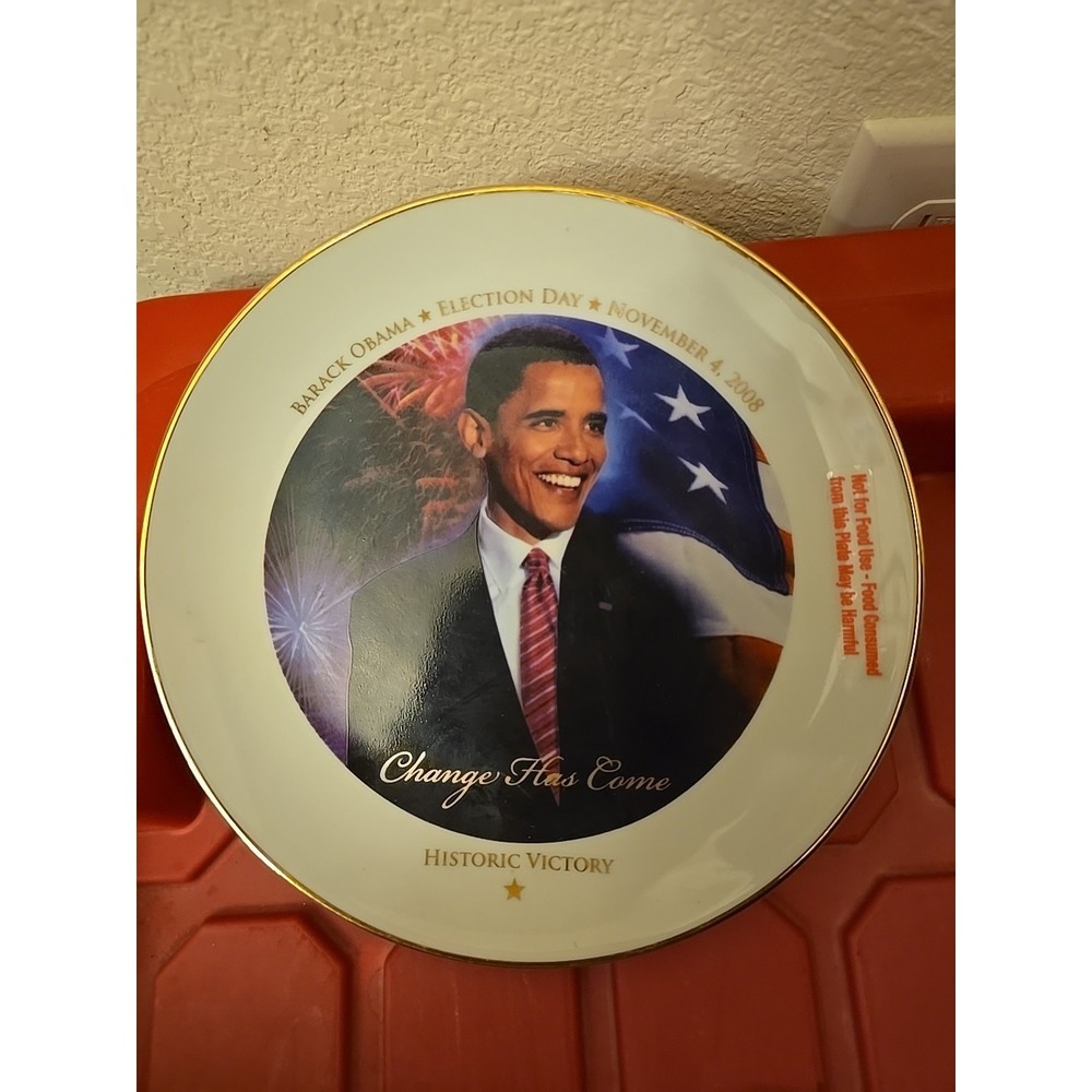 Vintage Barack Obama 2008 Commemorative Plate With Stand
